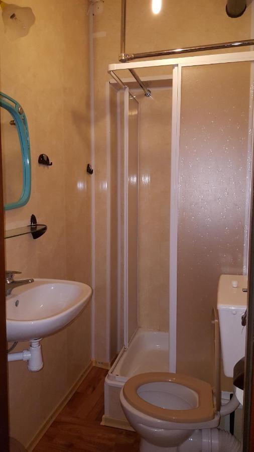 Pokoje Goscinne Wladyslawowo Bagian luar foto